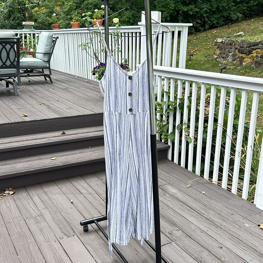Gap women’s Striped Gray Jumpsuit